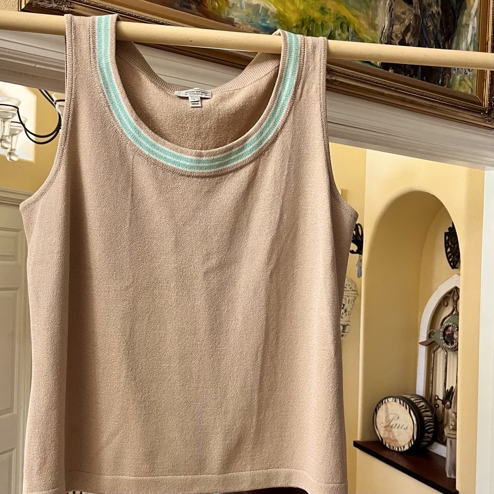 🌹St. John Top size L - Picture 1 of 4